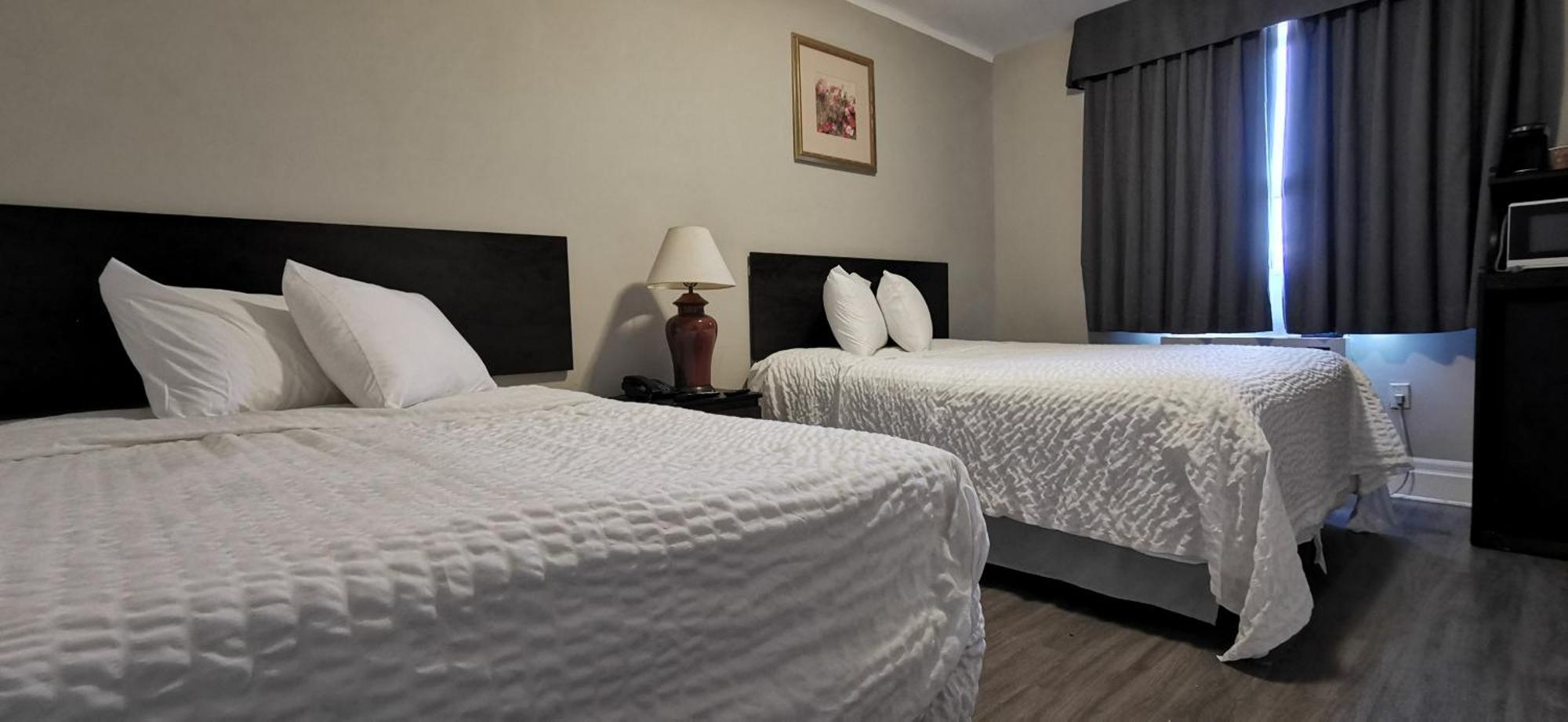 Travelodge By Wyndham London Ontario Extérieur photo